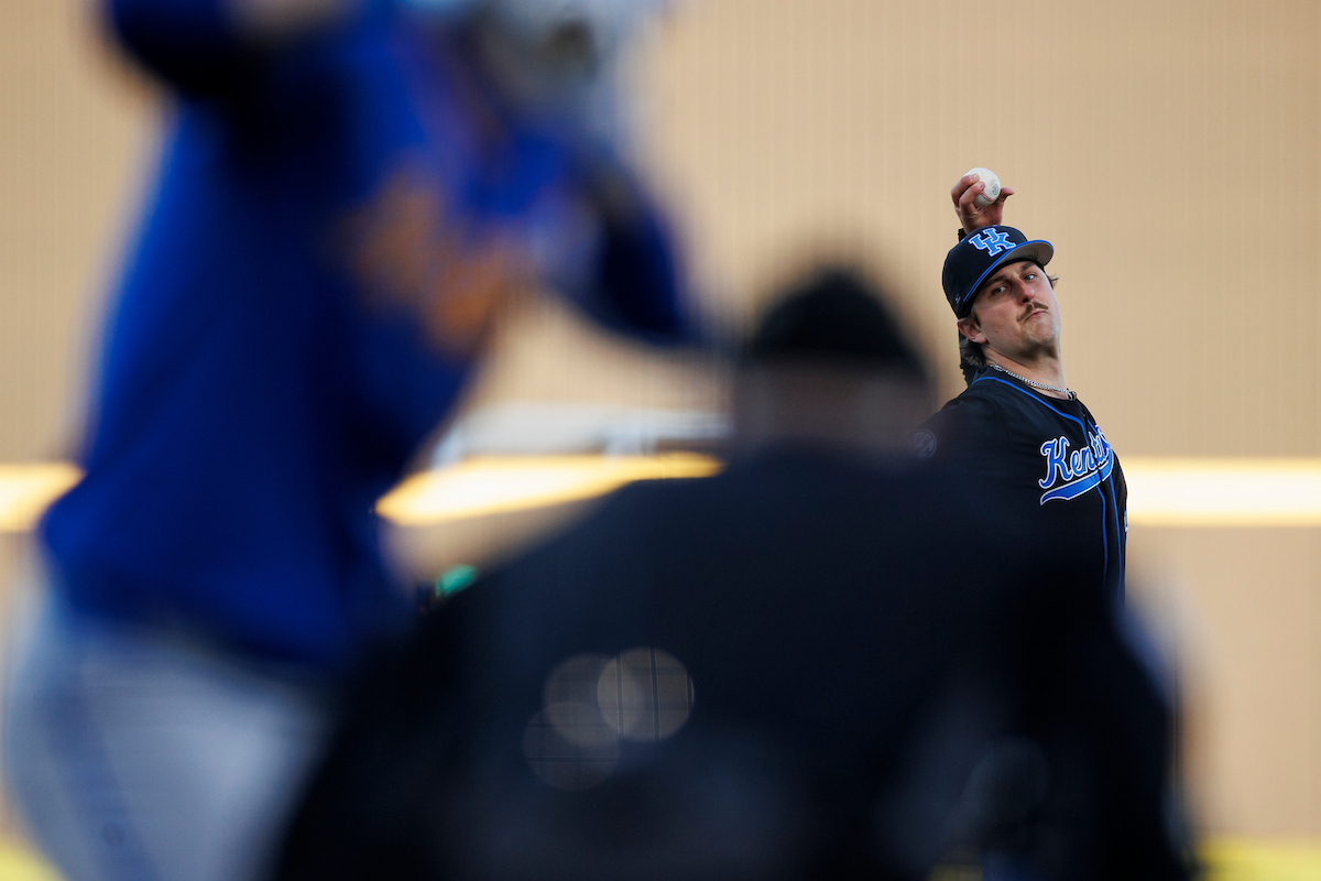 Two Kentucky seniors off to elite starts in 2025