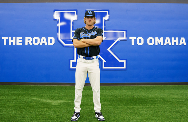 Kentucky signee to miss senior season following surgery